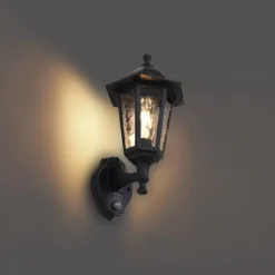 Außenwandleuchte schwarz mit Bewegungssensor IP44 - New Haven Gehämmert