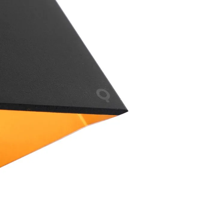 Design Wandleuchte Schwarz mit Goldener Innenseite - Fold