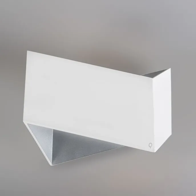 Design Wandleuchte Weiß mit silberner Innenseite - Fold