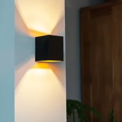 Design-Wandleuchte schwarz und gold quadratisch - Sola