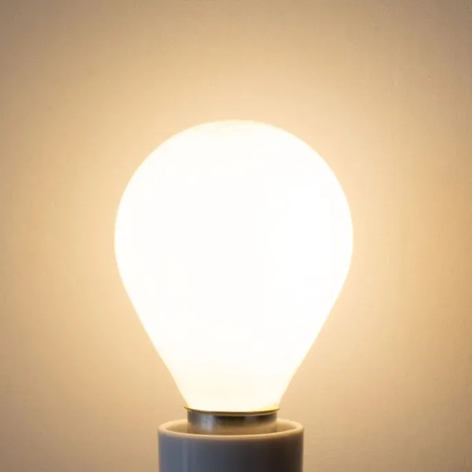 E14 Dimmbare LED-Glühbirne P45 Opal 5W 470 lm 2700K