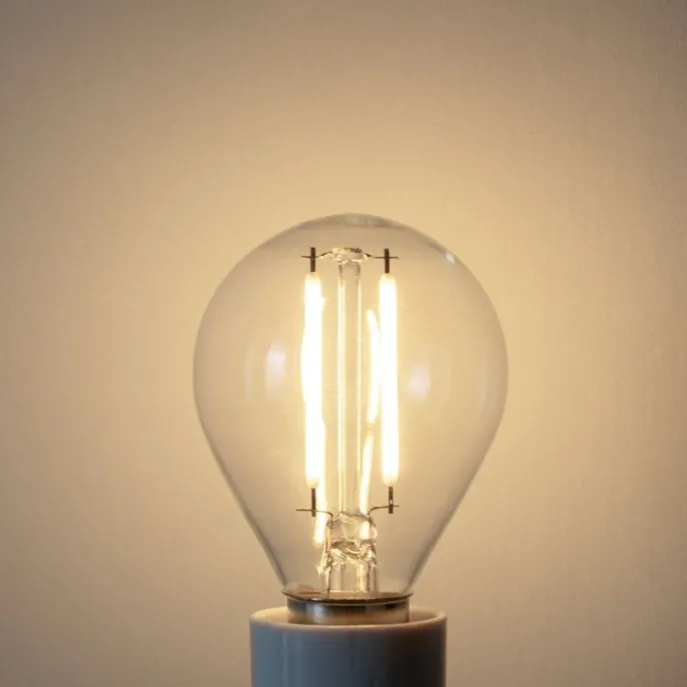 E14 Dimmbare LED-Glühbirne P45 Klarglas 3W 250 lm 3000K