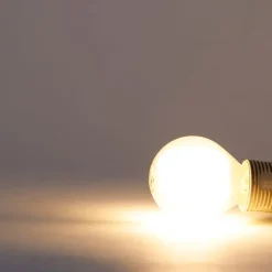 E14 LED-Lampe P45 matt 3,5W 360 lm 2700K