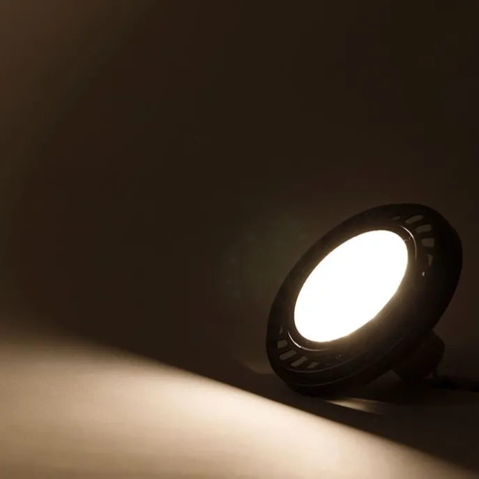 GU10 3-stufig dimmbare LED-Lampe AR111 8W 700 lm 2700K