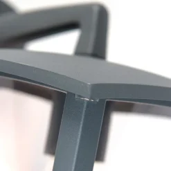 Klassische Laterne für den Außenbereich mit dunkelgrauer Schutzart IP44 - Platar