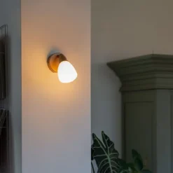 Klassischer Deckenstrahler Gold mit Milchglas - Madi