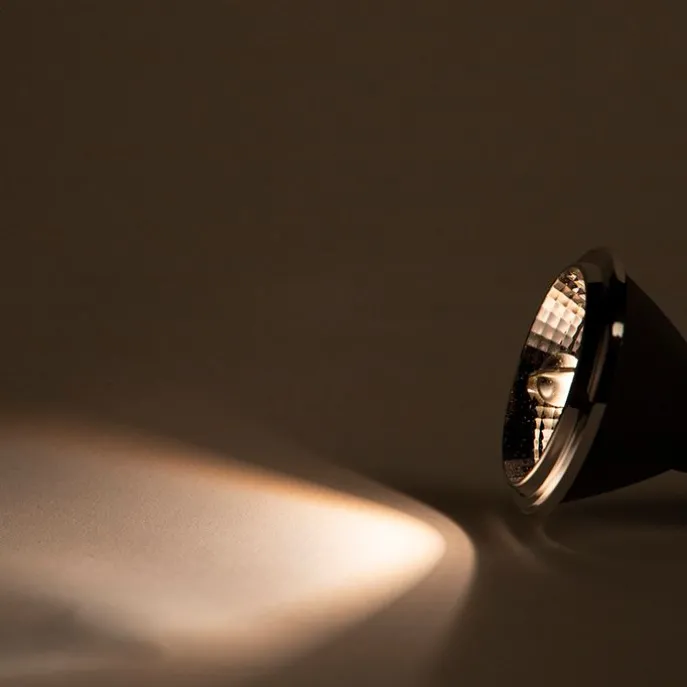 LED-Lampe AR70 GU10 6W 2000K-3000K dimmen bis warm