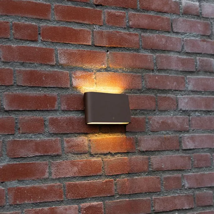 Moderne Außenwandleuchte rostbraun 17,5 cm inkl. LED IP65 - Batt