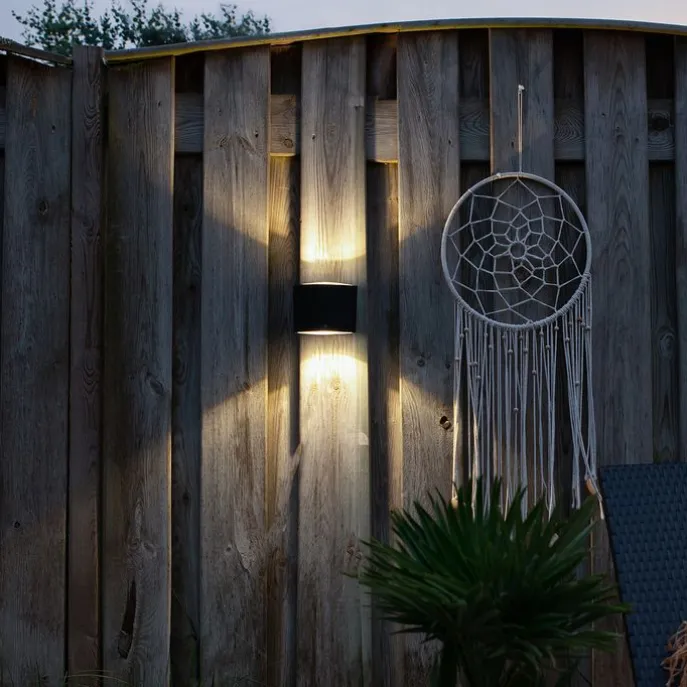 Moderne Außenwandleuchte schwarz inkl. LED IP44 - Ovum