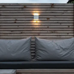 Moderne Außenwandleuchte weiß 11,5 cm inkl. LED - Batt