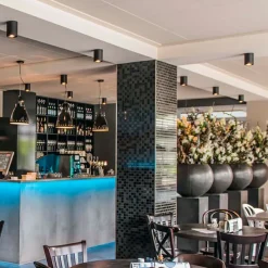 Moderner Aufbaustrahler schwarz GU10 50mm - Tubo