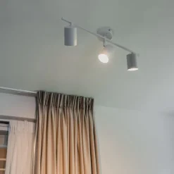 Moderner Deckenstrahler weiß 3-flammig verstellbar - Jeana