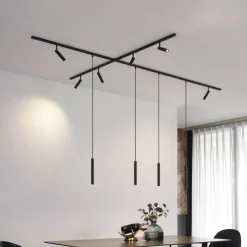 Modernes Schienensystem mit 6 Strahlern und 4 Pendelleuchten schwarz 1-phasig - Slimline Uzzy Keno