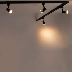 Modernes Schienensystem mit 5 Strahlern 1-phasig schwarz - Jeany