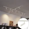 Modernes Schienensystem mit 10 Strahlern weiß 1-phasig - Slimline Uzzy