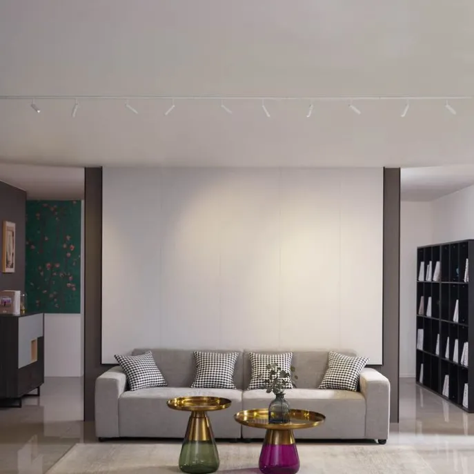 Modernes Schienensystem mit 10 Strahlern weiß 1-phasig - Slimline Uzzy