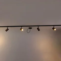 1-Phasen-Schienensystem dunkelbronze mit 4 Strahlern und I-Netzteil quadratisch - Jeana