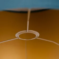 Samt Lampenschirm blau 35/35/20 mit goldener Innenseite