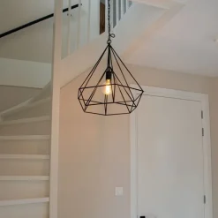 Skandinavische Hängelampe schwarz - Karkass