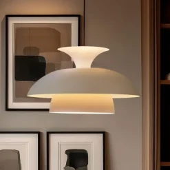 Skandinavische Hängelampe Beige mit weißer Innenseite - Titus