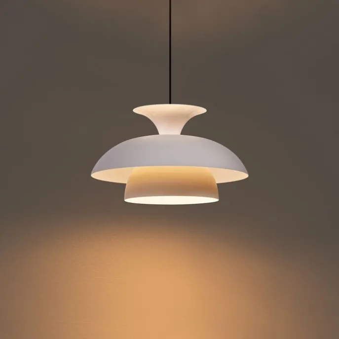 Skandinavische Hängelampe Beige mit weißer Innenseite - Titus