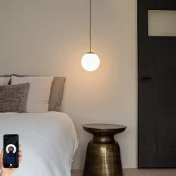 Smarte Pendelleuchte Gold mit Opalglas inkl. Wifi P45 - Flore