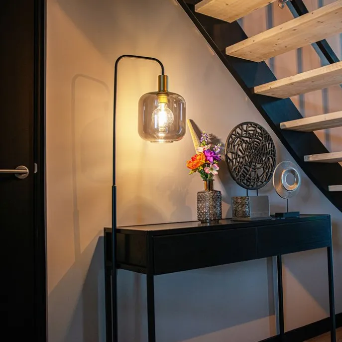 Smarte Stehleuchte schwarz mit Gold und Rauchglas inkl. WiFi A60 - Zuzanna