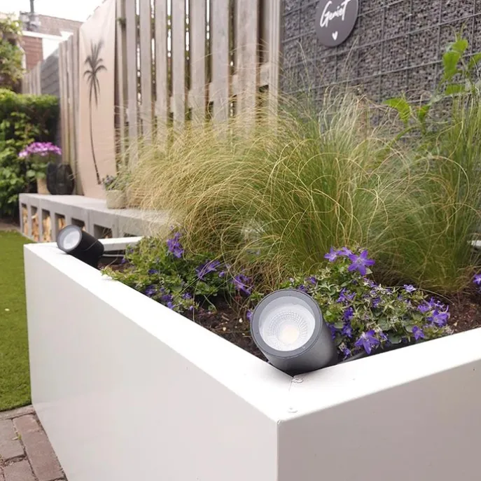 Spießstrahler schwarz einstellbar IP44 - Solo