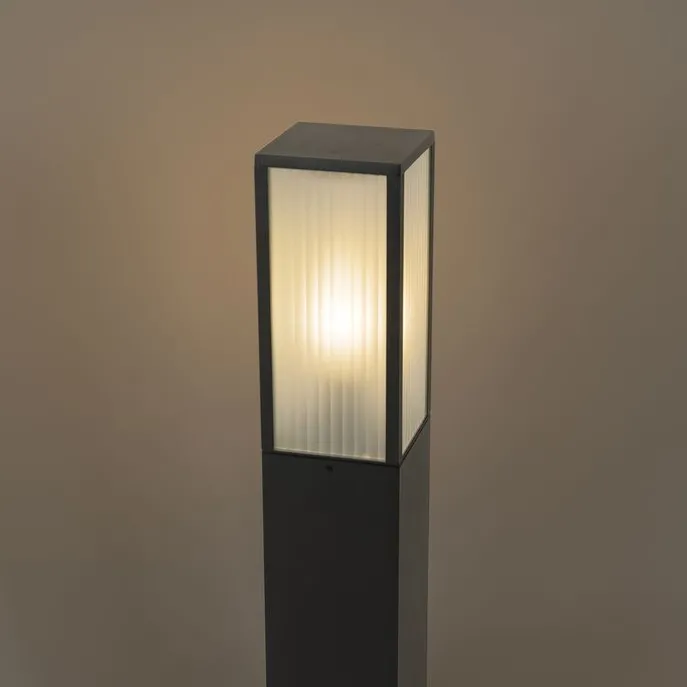 Stehende Außenleuchte schwarz mit geripptem Glas 80 cm IP44 - Charlois